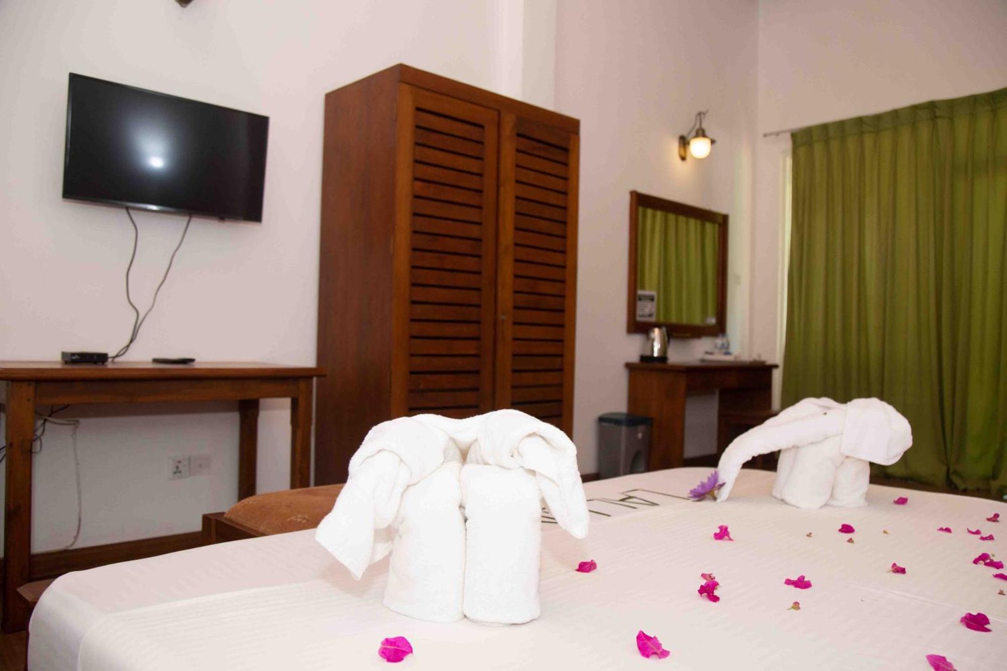 Laluna Ayurveda Resort Бентота Екстериор снимка