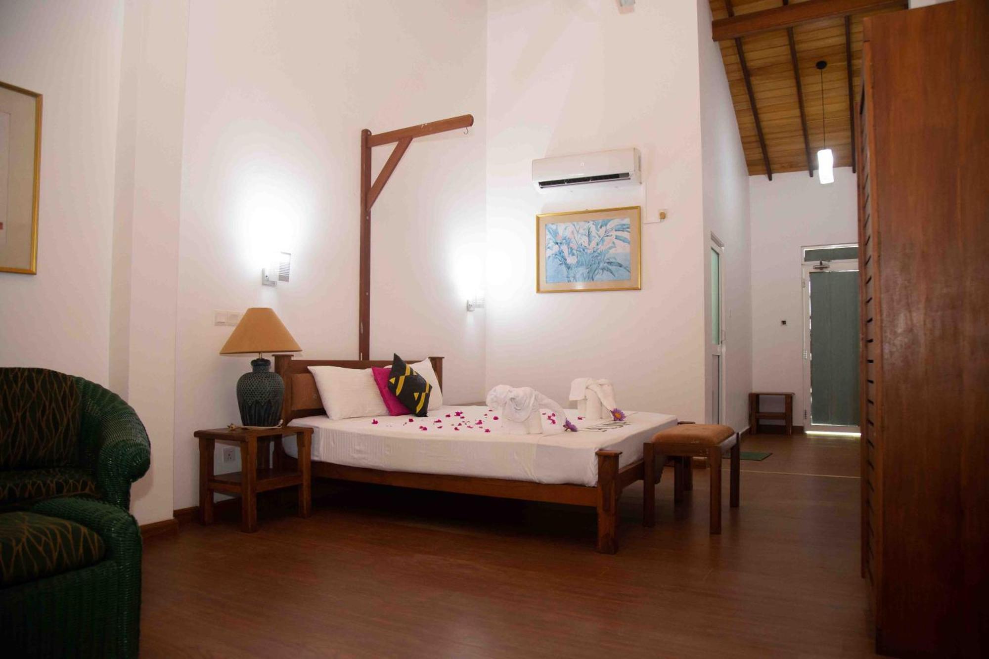 Laluna Ayurveda Resort Бентота Екстериор снимка