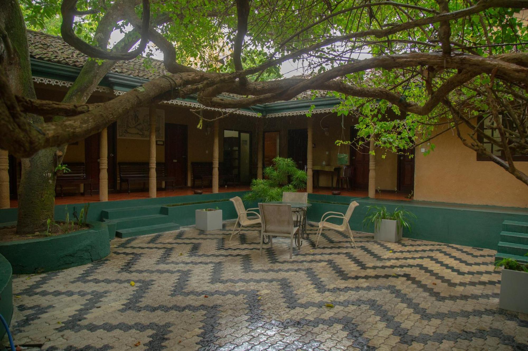 Laluna Ayurveda Resort Бентота Екстериор снимка